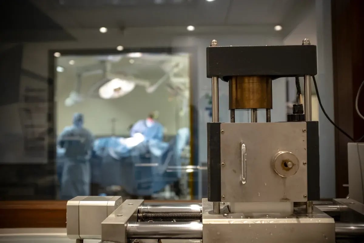 VERANEX_PCS_Pathology-lab-Medium