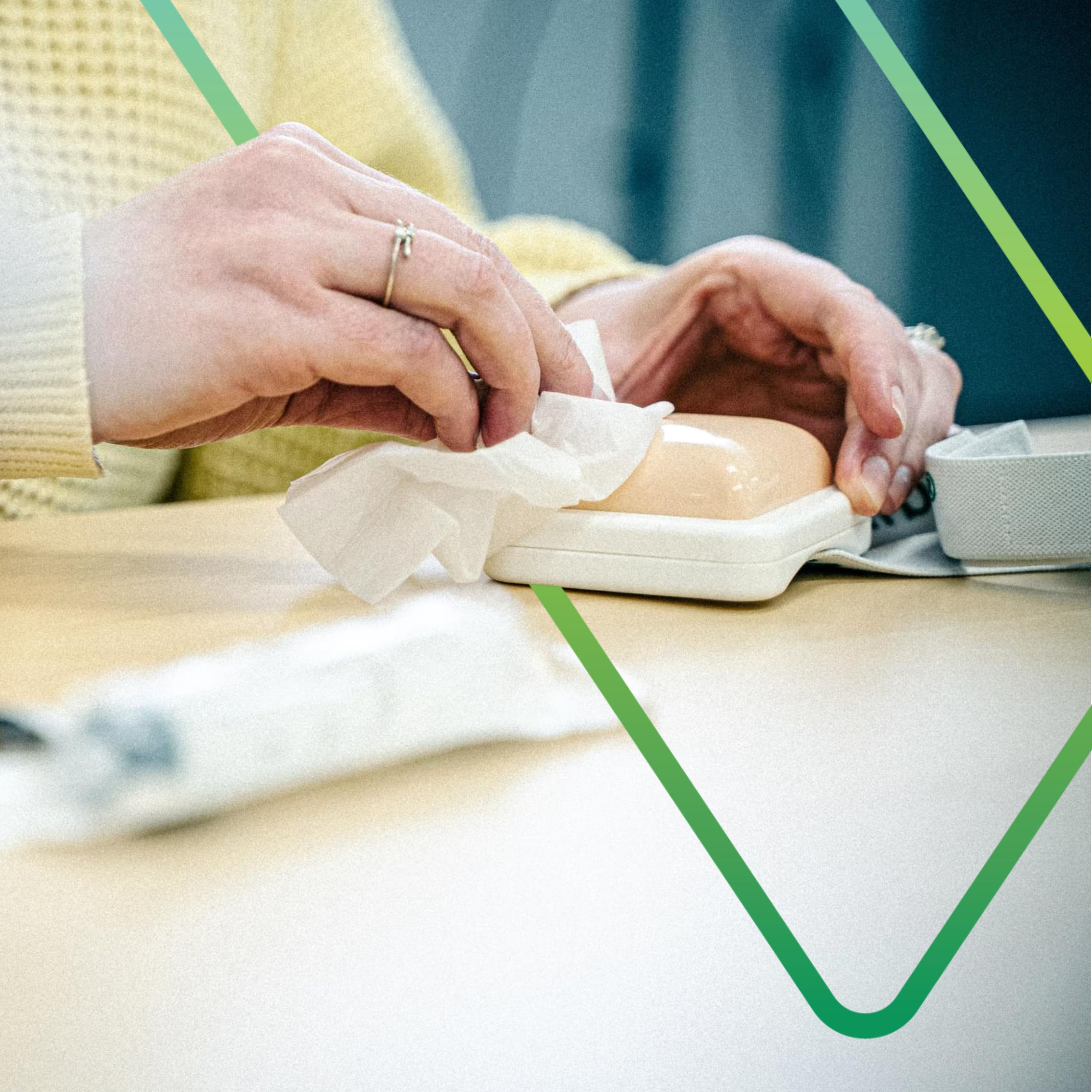 The AAMI HE75:2025 Standard for Human Factors Is Here. What Medical Device Innovators Need to Know Now