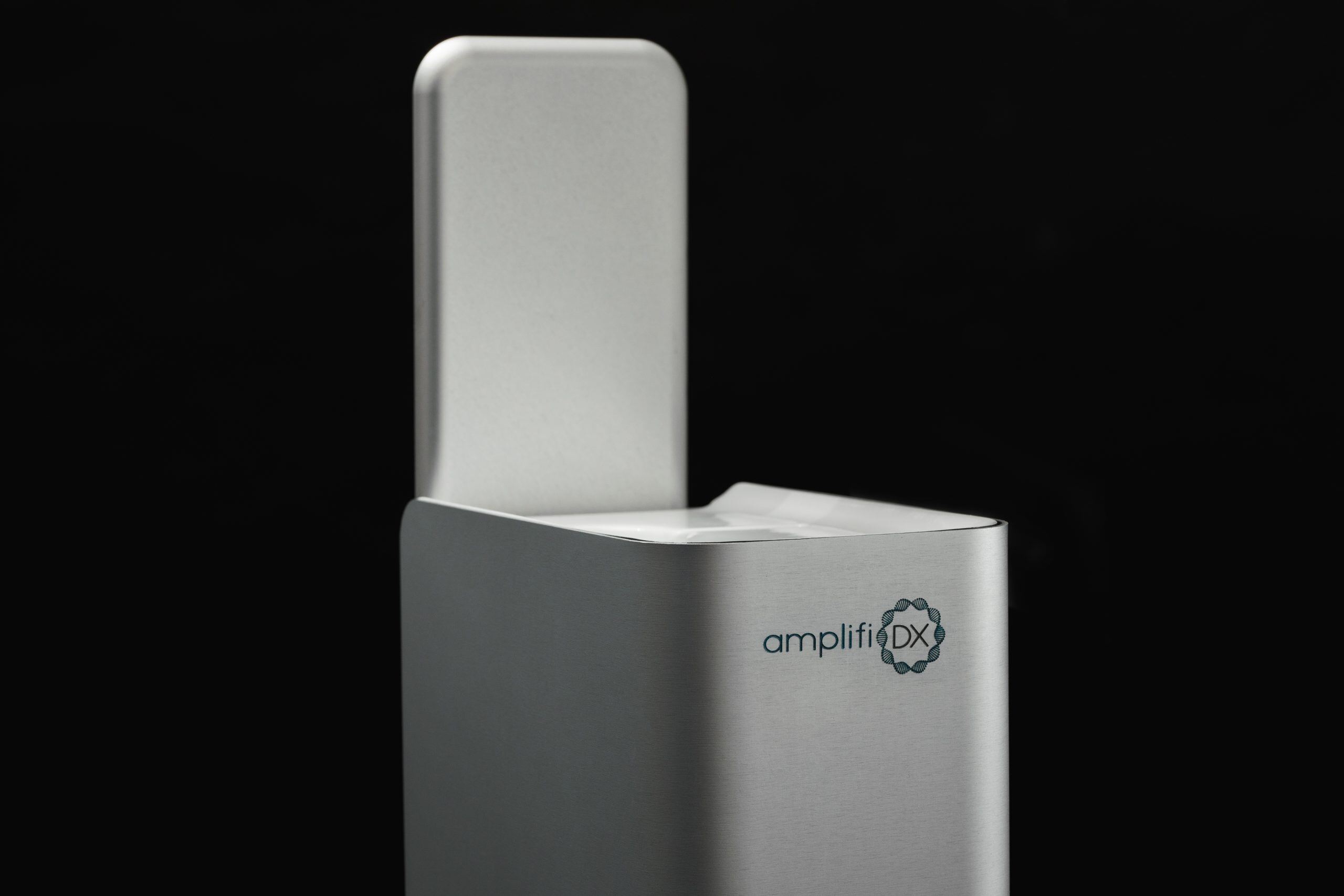 amplifiDX1000_thin_07-scaled